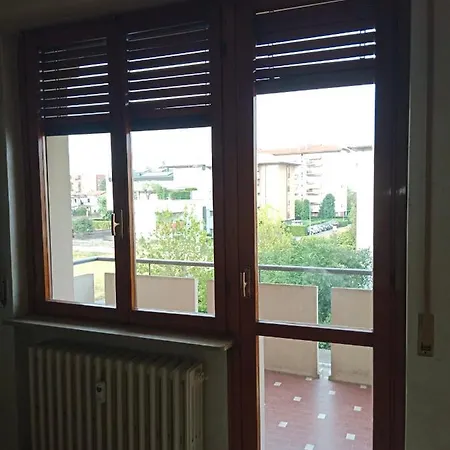 Br1 Affittacamere * Treviglio